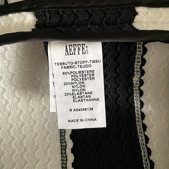 Moschino brand new skirt black white stripe US2 - Picture 8 of 9